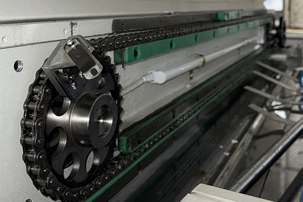 Intelligent Servo Chain Knife Powder Removal Laminating Machine